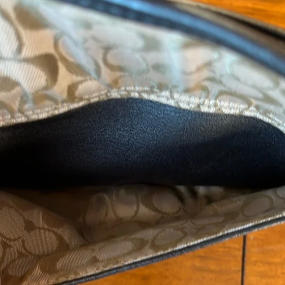 Coach Black Leather Wristlet - Picture 8 of 10